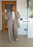 Conjunto de Americana Clásica con Botones Frontales y Pantalón Engomado